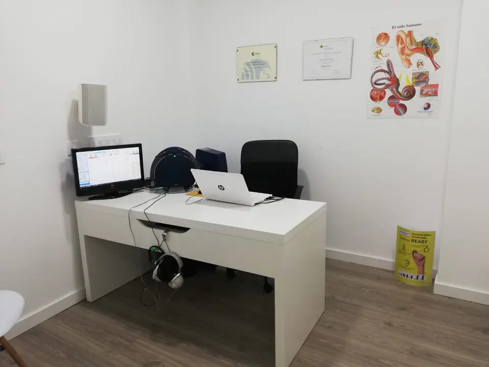Centro &Oacute;ptico y Auditivo Ana D&iacute;az 2