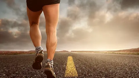 cara b running