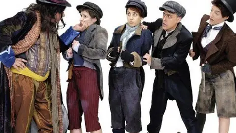 "Oliver Twist, el peque&ntilde;o hu&eacute;rfano. El Musical"