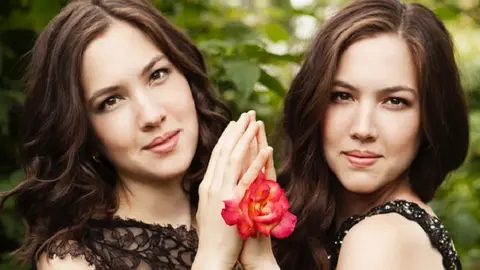 hermanas-naughton