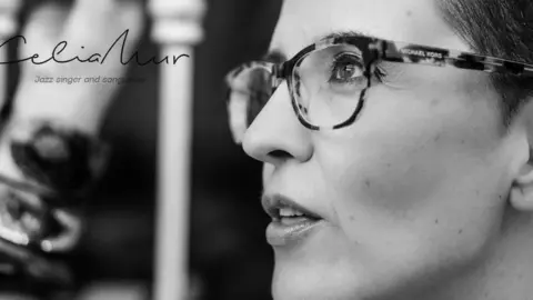 Celia Mur en concierto en Cuenca