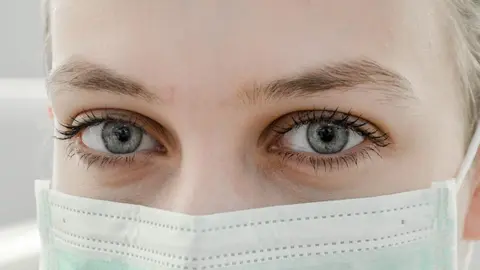  Guarda la mascarilla cuando no la usas: 5 ítems disponibles en Amazon 