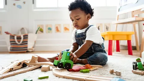  Habitaciones para beb&eacute;s: &iquest;c&oacute;mo garantizar un lugar seguro para ellos? 