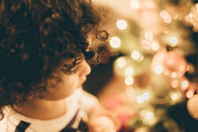 Los niños, estrellas de los festivales de navidad