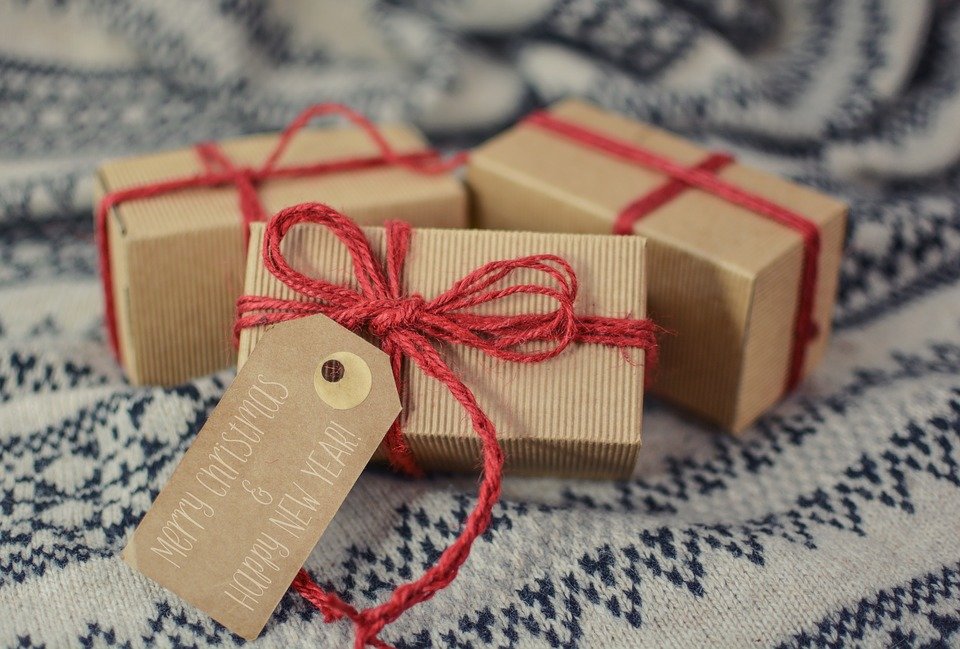 Preparar el regalo del amigo invisible
