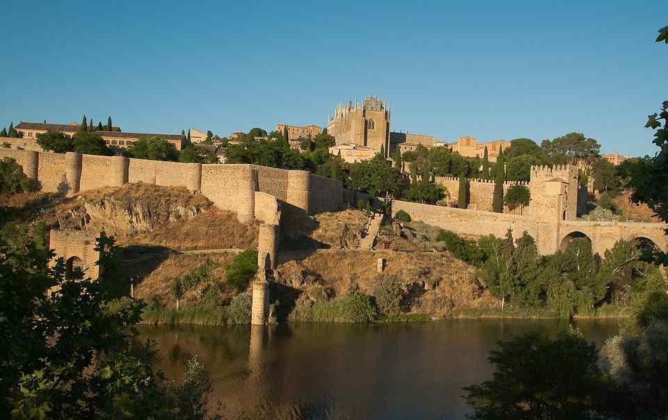El Torreón del Baño de la Cava, lugar que no puede faltar en tu escapada romántica a Toledo