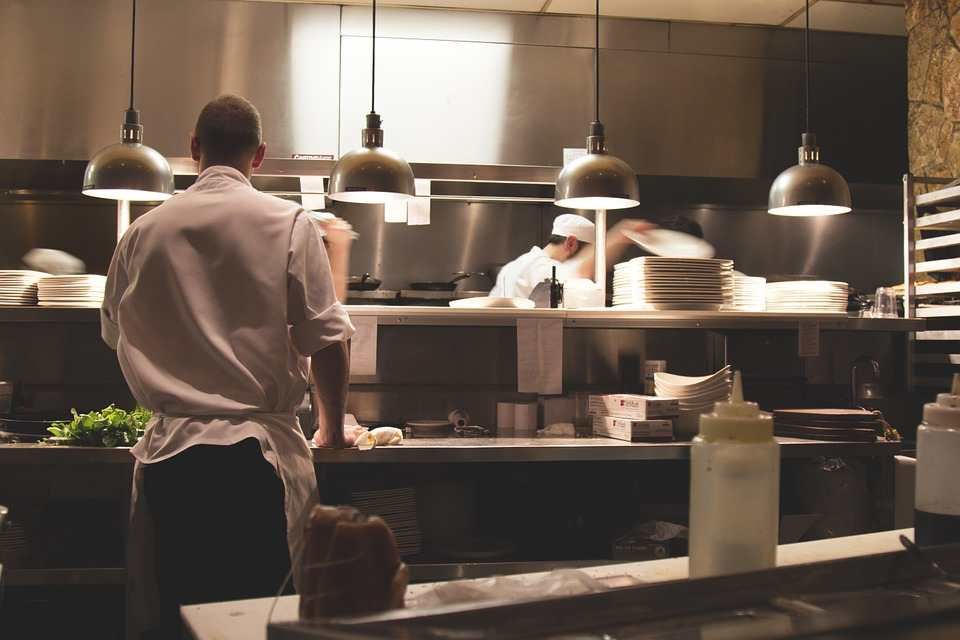 Si eres cocinero o llevas la gerencia de un restaurante, QdOcio te busca