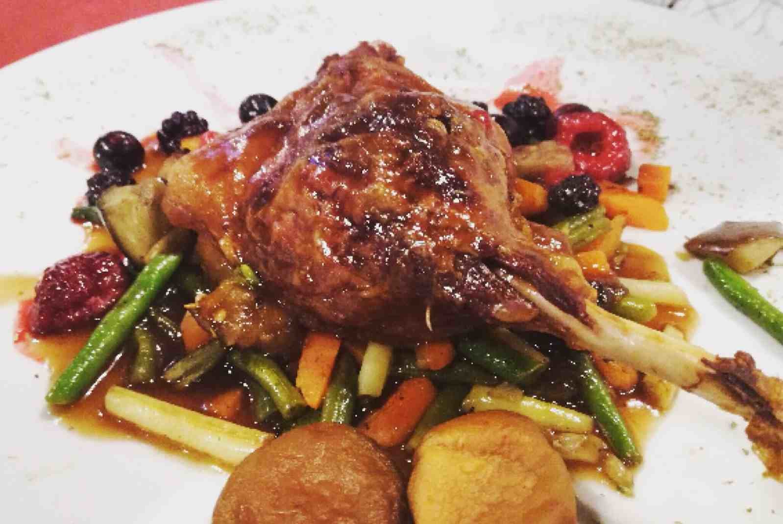 El codillo, entre las especialidades de Restaurante San Antonio