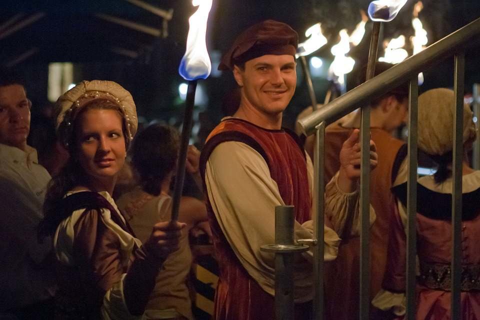 VII Jornadas "Manzanares Medieval", procesión de las antorchas