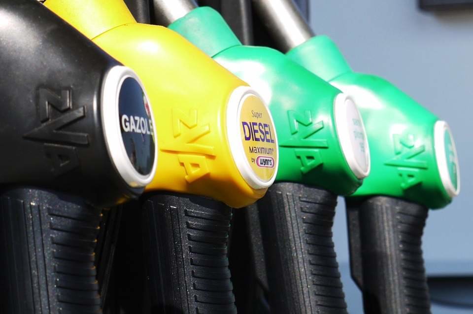 Nuevas etiquetas para la gasolina, el gasóleo y los combustibles gaseosos desde el 12 de octubre de 2018