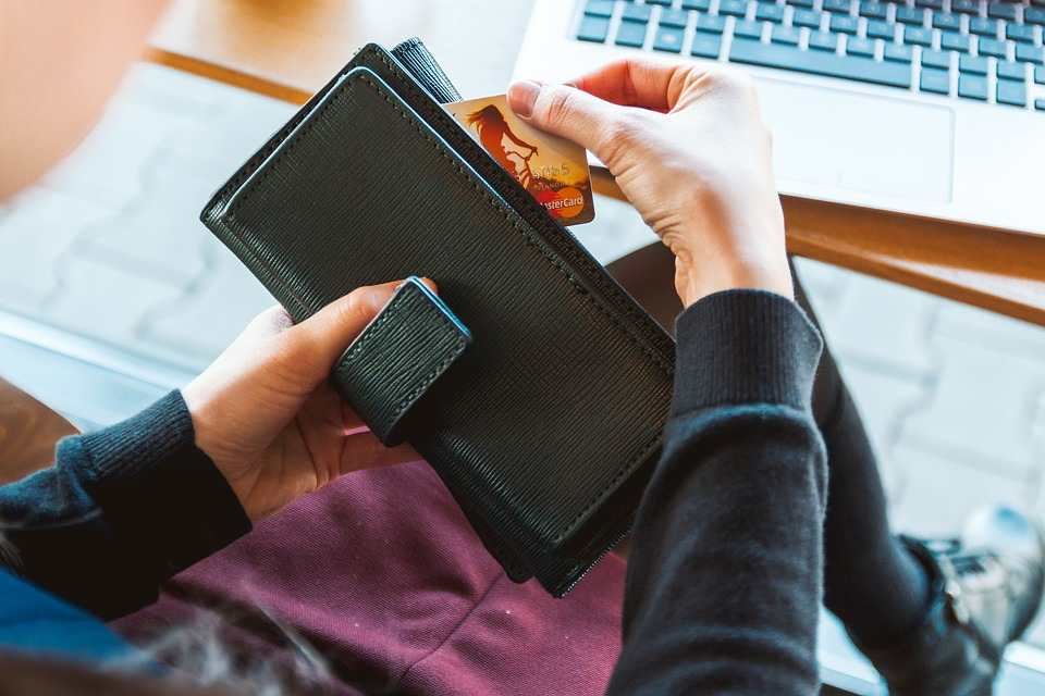 Rebajas 2019: 10 motivos por los que salir de rebajas mola